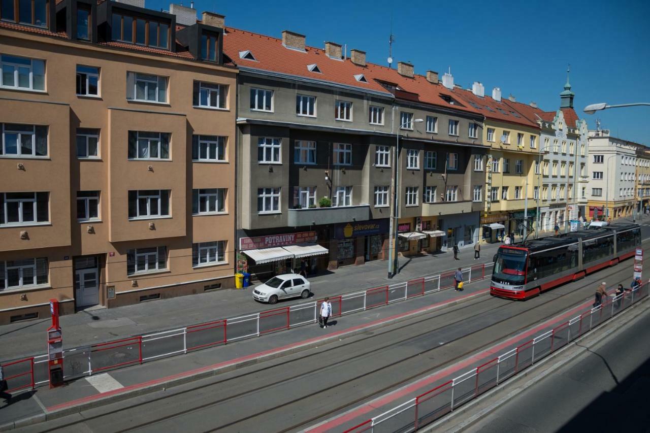 Nice Home To Stay At Prague Close To Castle With Terrace And Garden Praga Exterior foto