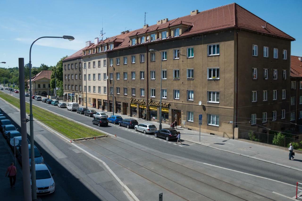 Nice Home To Stay At Prague Close To Castle With Terrace And Garden Praga Exterior foto